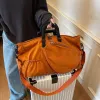 High-color-blocking, good-looking travel bag, large-capacity, fashionable hand-held, lightweight sports bag, versatile commuting badminton bag Item Picture